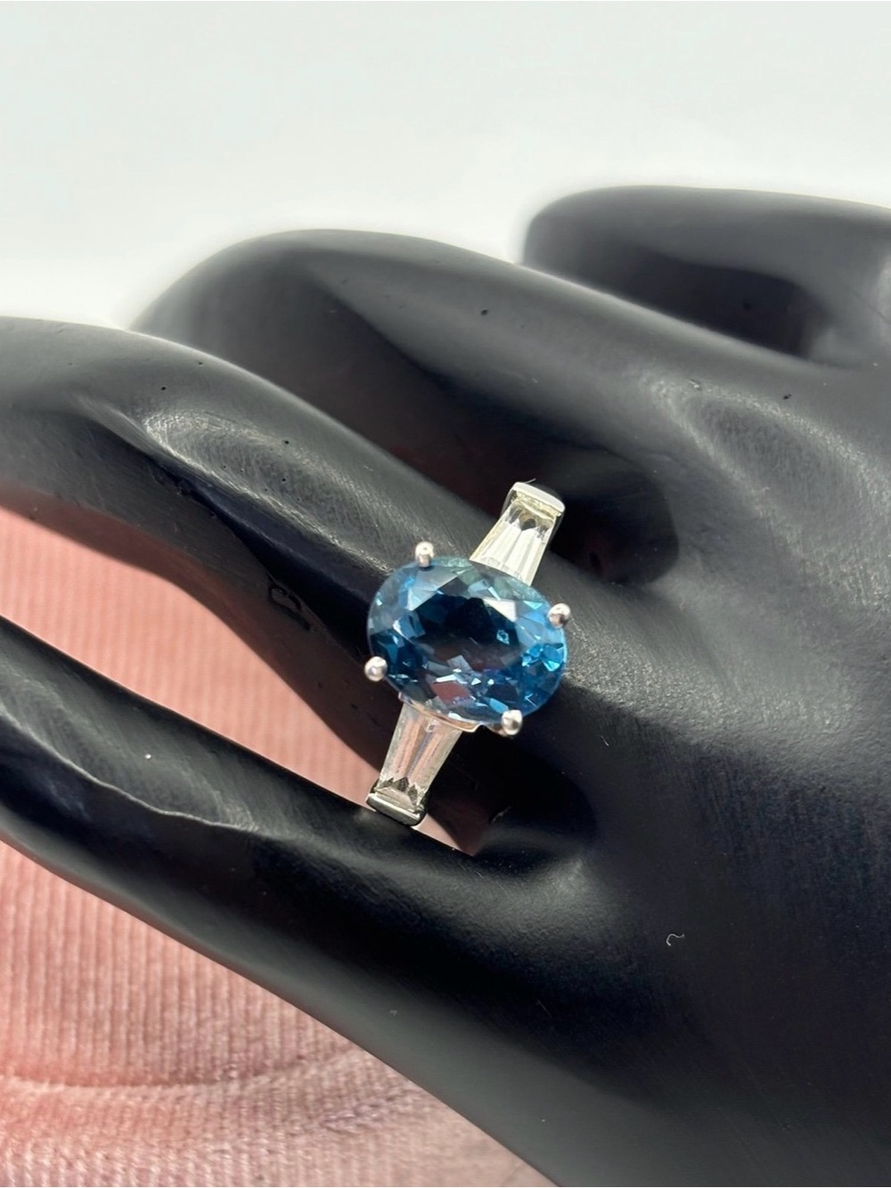 London Blue Topaz 2ct Oval Sterling Silver Ring sz 7